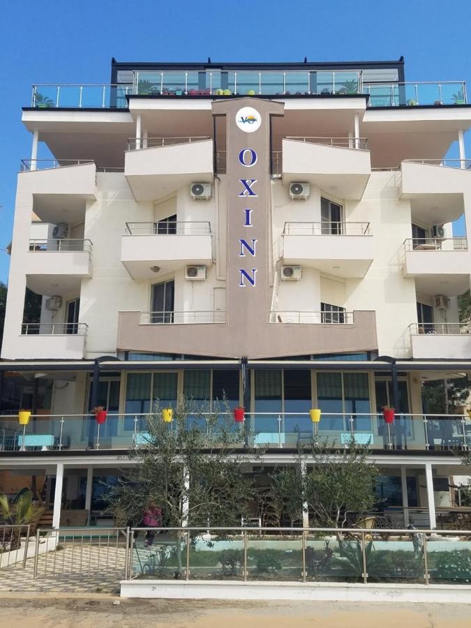 Vila Oxinn Kryemëdhej Екстериор снимка