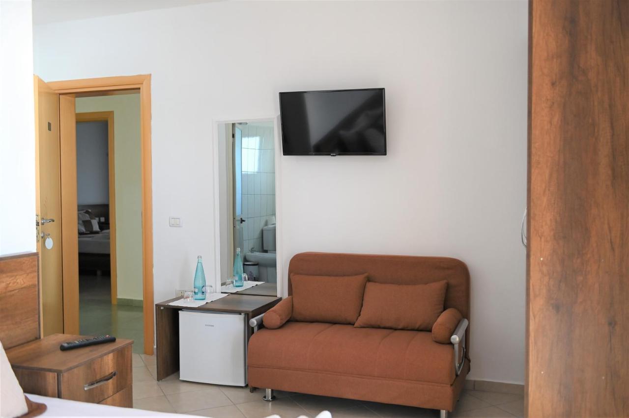 Vila Oxinn Kryemëdhej Екстериор снимка