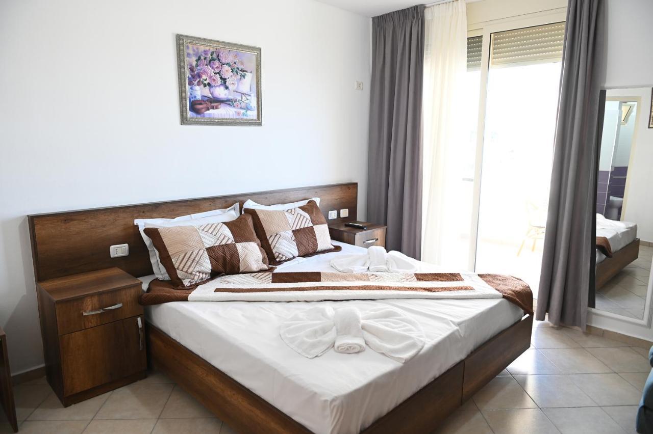 Vila Oxinn Kryemëdhej Екстериор снимка