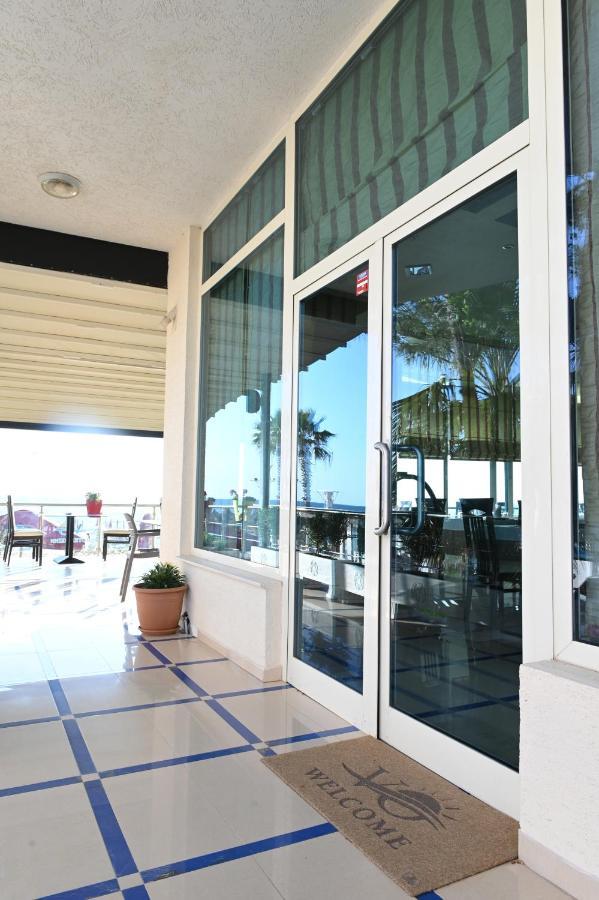 Vila Oxinn Kryemëdhej Екстериор снимка